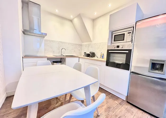 Apartment Le Columbus ~ Magnifique T3 A / Fibre *